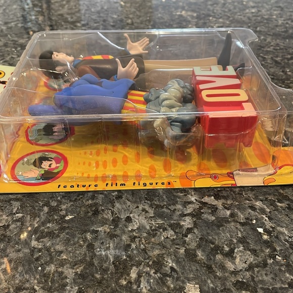 McFarlane Toys The Beatles collectible - Picture 6 of 8